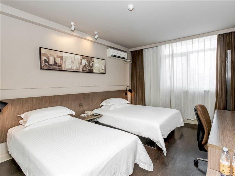 Jinjiang Inn Select Qingdao Henan Road Railway Station Exterior foto